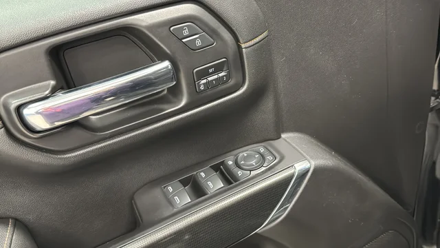 Used 2020 Onyx Black GMC AT4 image 21