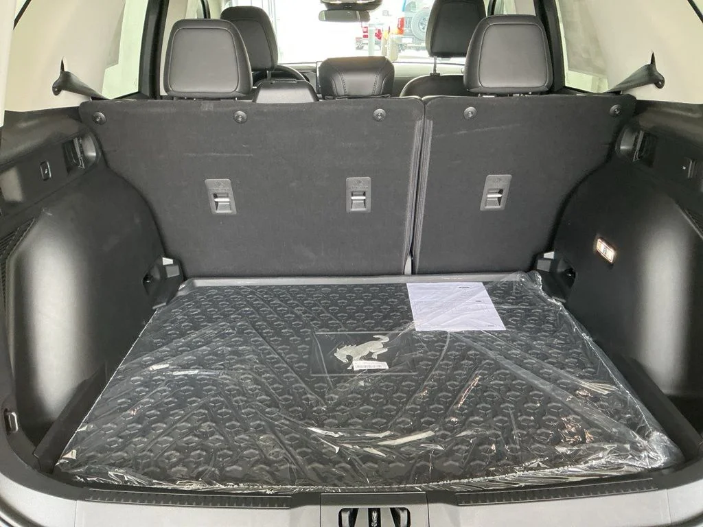 New 2026 Azure Gray Metallic Tri-Coat Ford Big Bend® image 36