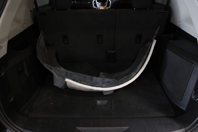 Used 2015 Black GMC SLE-1 image 32
