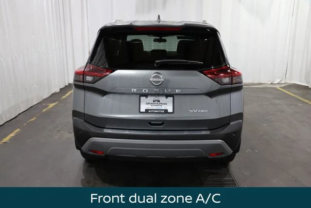 Used 2023 Gun Metallic Nissan SV image 4