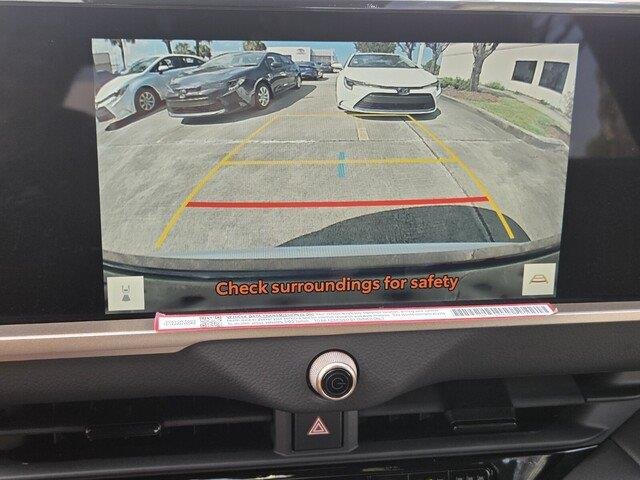 Used 2026 Oxygen White Toyota XLE image 16