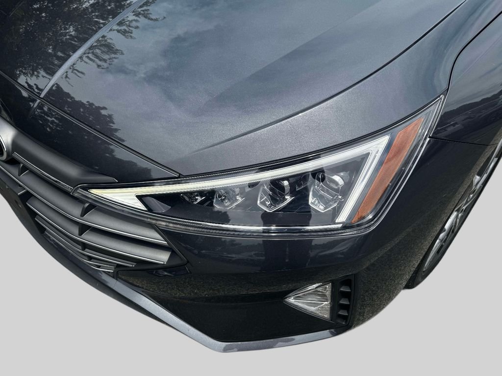 2020 Hyundai Elantra Limited - Photo 8