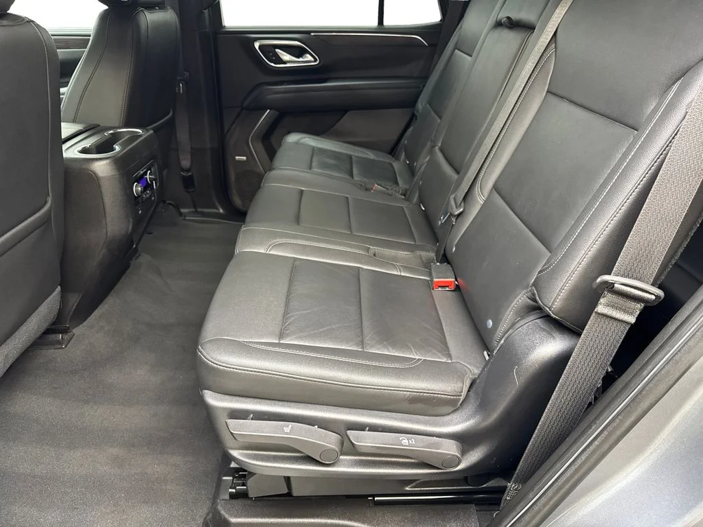 Used 2021 Gray Chevrolet LT image 33