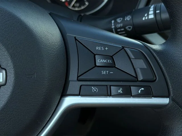 Used 2025 Black Nissan 2.5 SV image 27