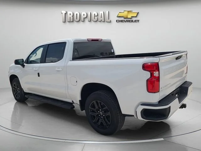 New 2026 Summit White Chevrolet RST image 3