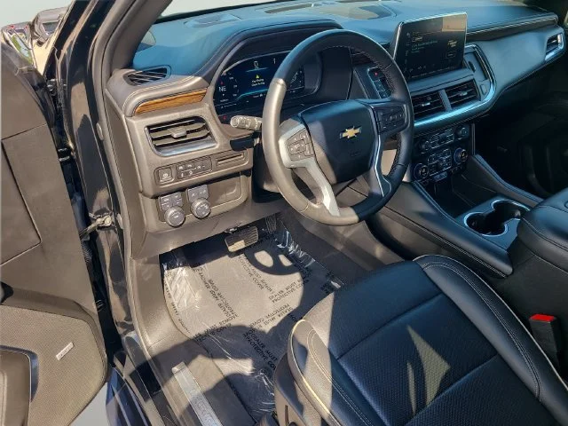 Used 2024 Black Chevrolet Premier image 22