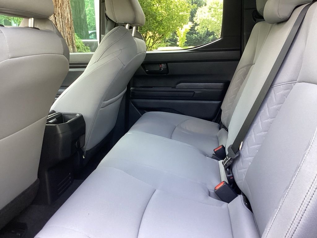 Certified Used 2025  Toyota SR5 image 4