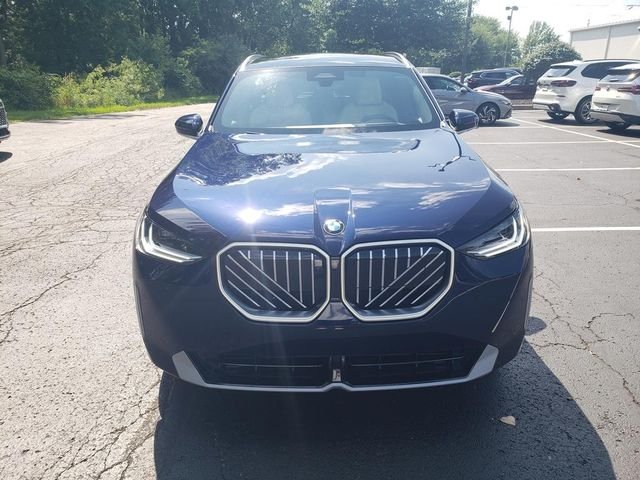 New 2026 Tanzanite Blue II Metallic BMW 30 xDrive image 10