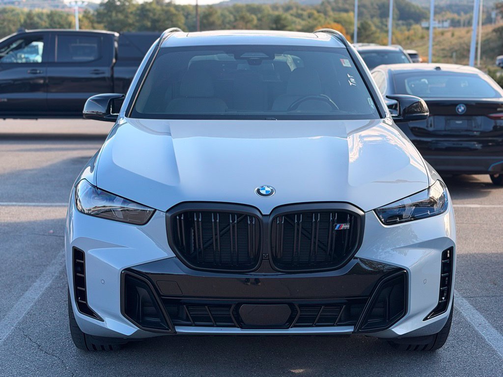 Used 2026 Brooklyn Grey Metallic BMW M60i image 2