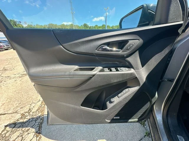 Used 2024 Gray Chevrolet Premier image 26