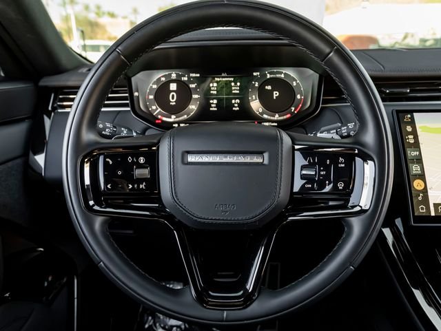 Used 2024 Fuji White Land Rover Dynamic SE image 18