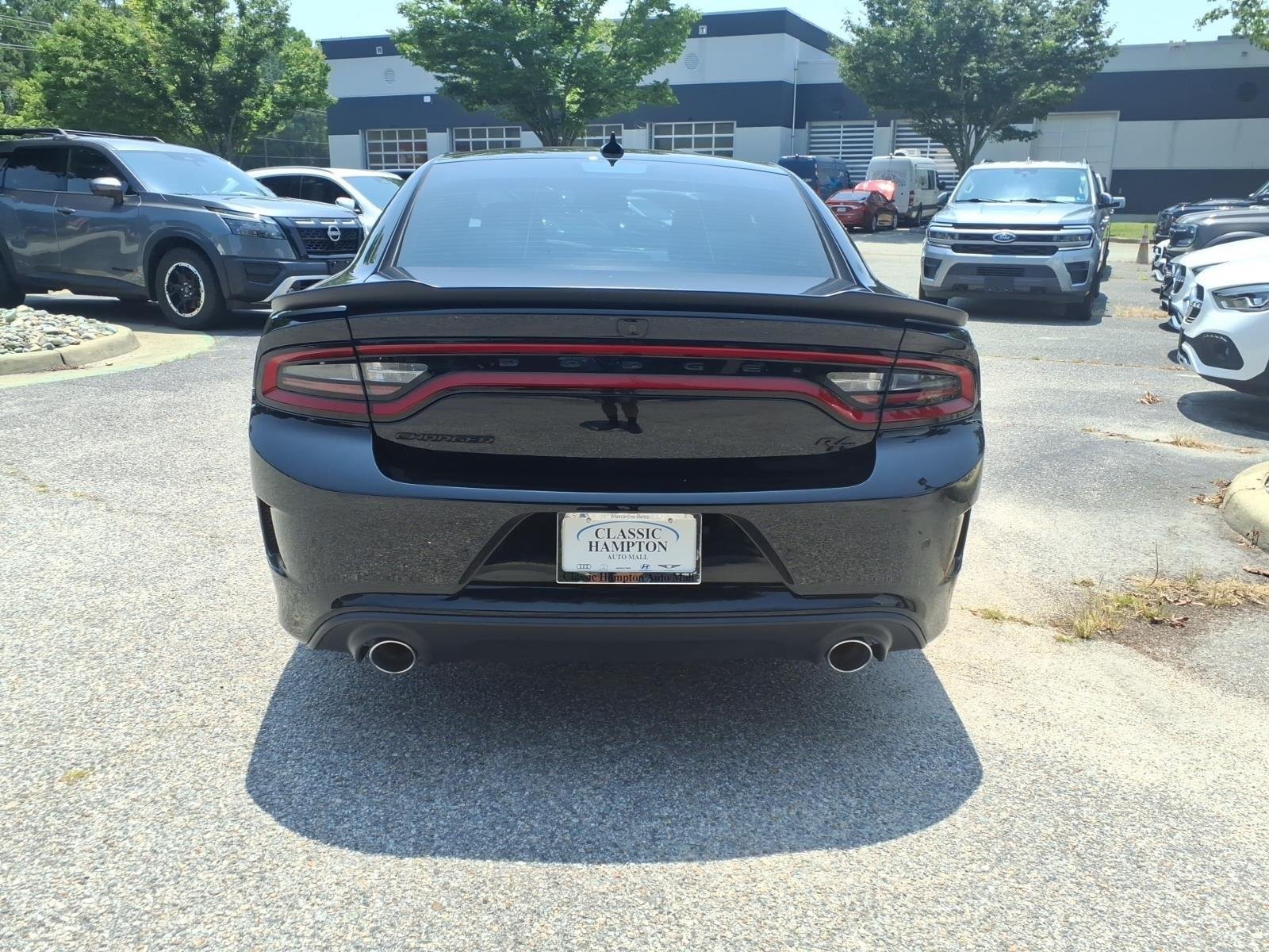 Used 2023 Pitch Black Clearcoat Dodge R/T image 7