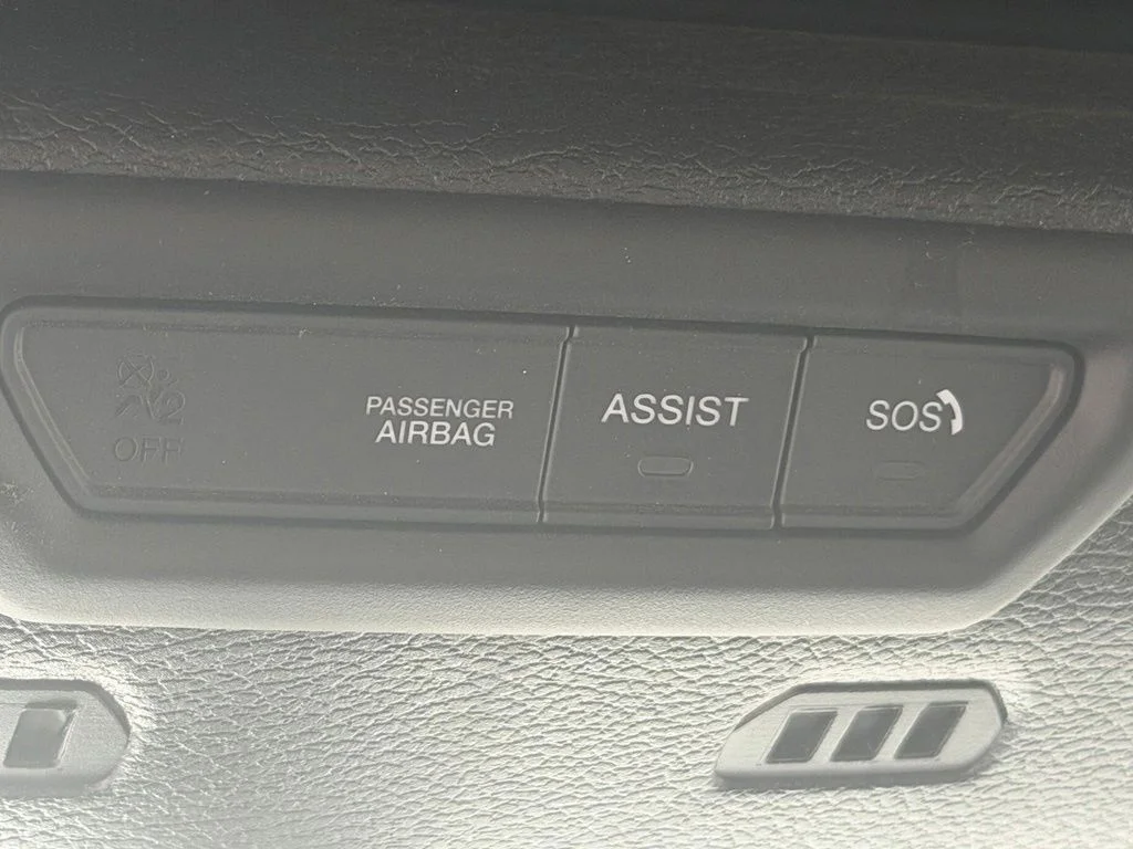 Used 2021 White Jeep Unlimited Sahara image 20