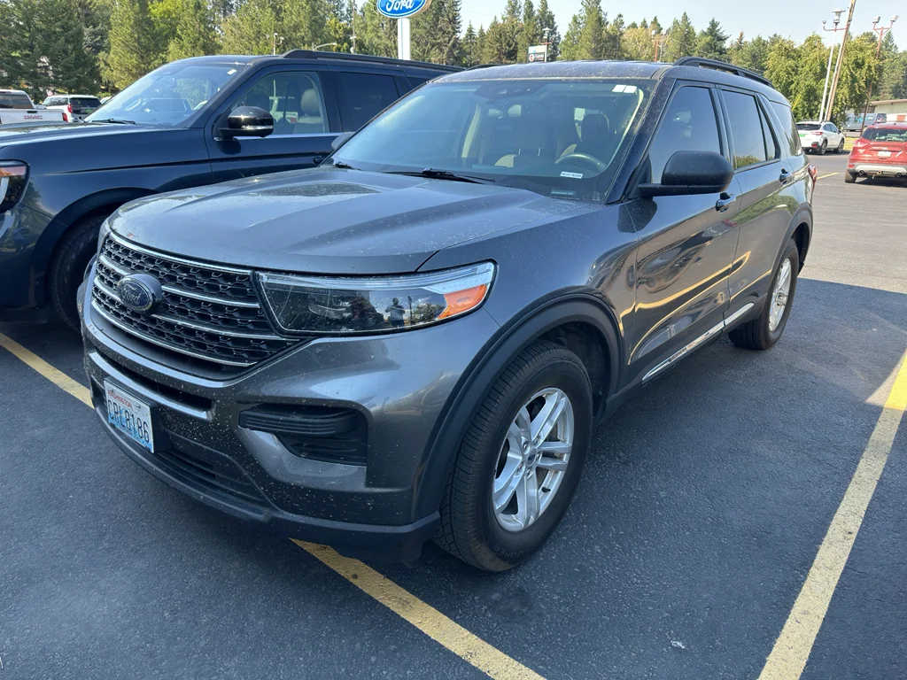 Used 2020 Magnetic Metallic Ford XLT image 1