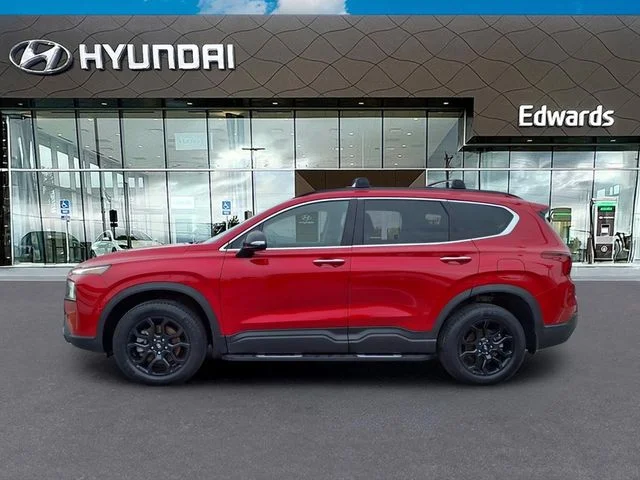 Used 2022 Red Hyundai XRT image 3