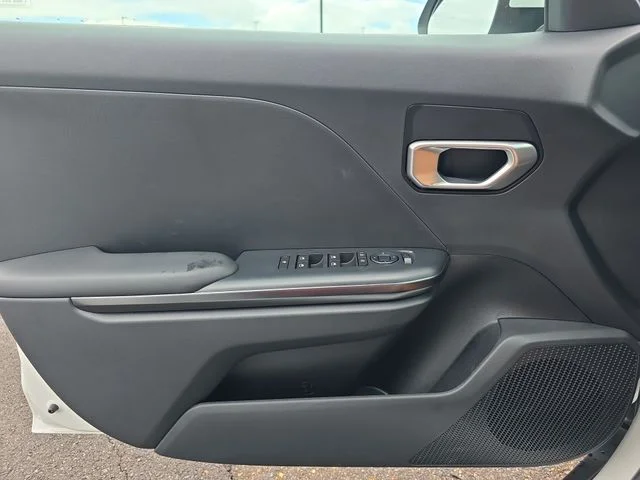 New 2026 Snow White Pearl Kia LXS image 8