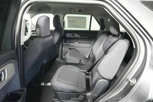 New 2026 Carbonized Gray Metallic Ford Active image 19
