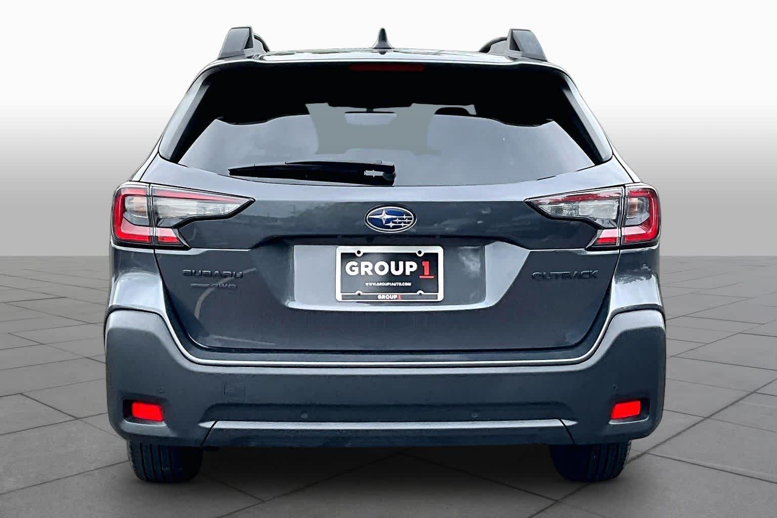 Used 2024 Magnetite Gray Metallic Subaru Onyx Edition image 5