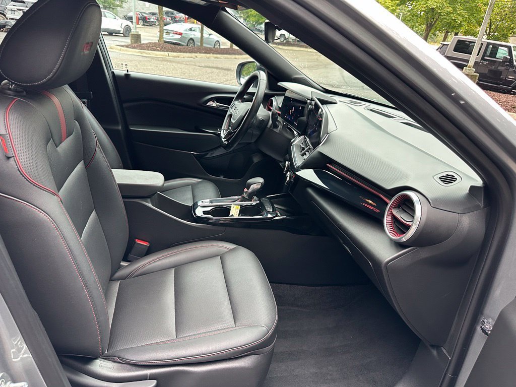 2024 Chevrolet Trax RS - Photo 29