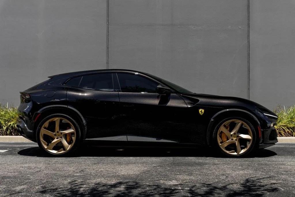 Used 2024  Ferrari  image 6