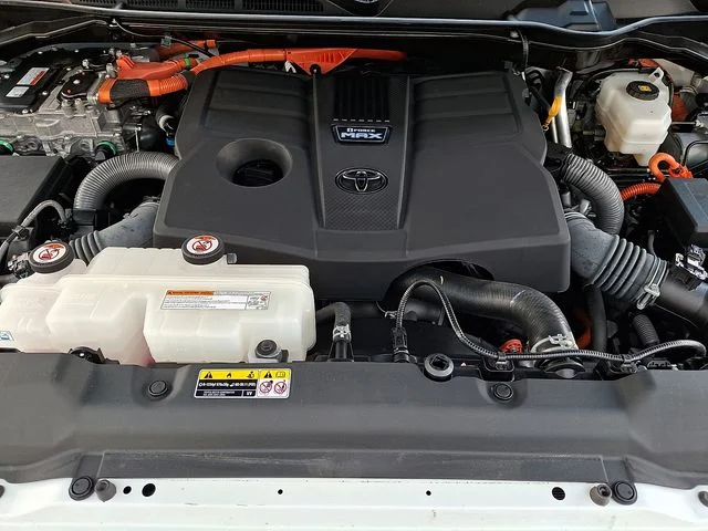 Used 2024 White Toyota SR5 image 28