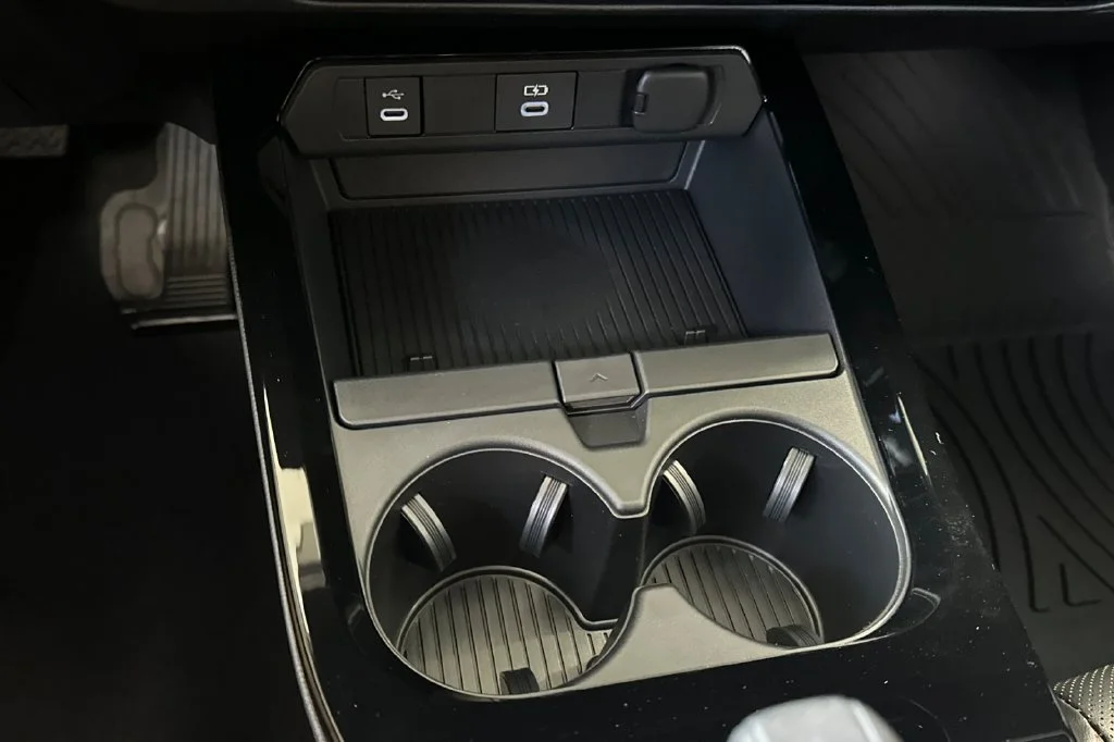 New 2027 Cutting Edge Toyota  XSE Premium image 34