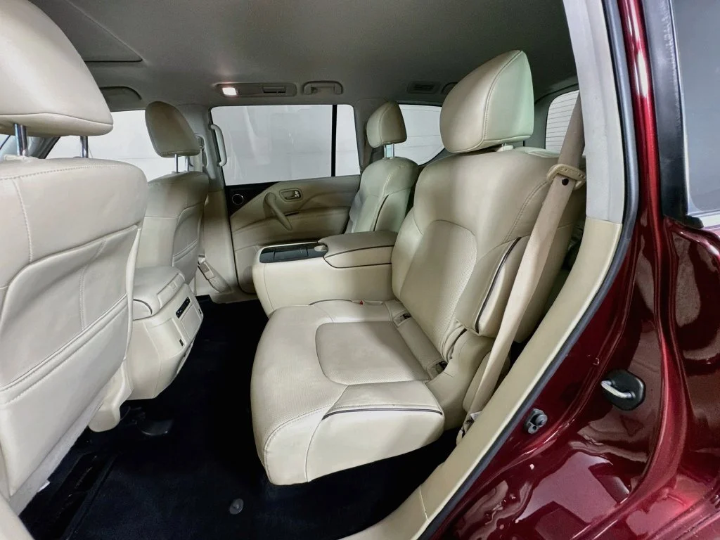 Certified Used 2022 Red INFINITI LUXE image 32