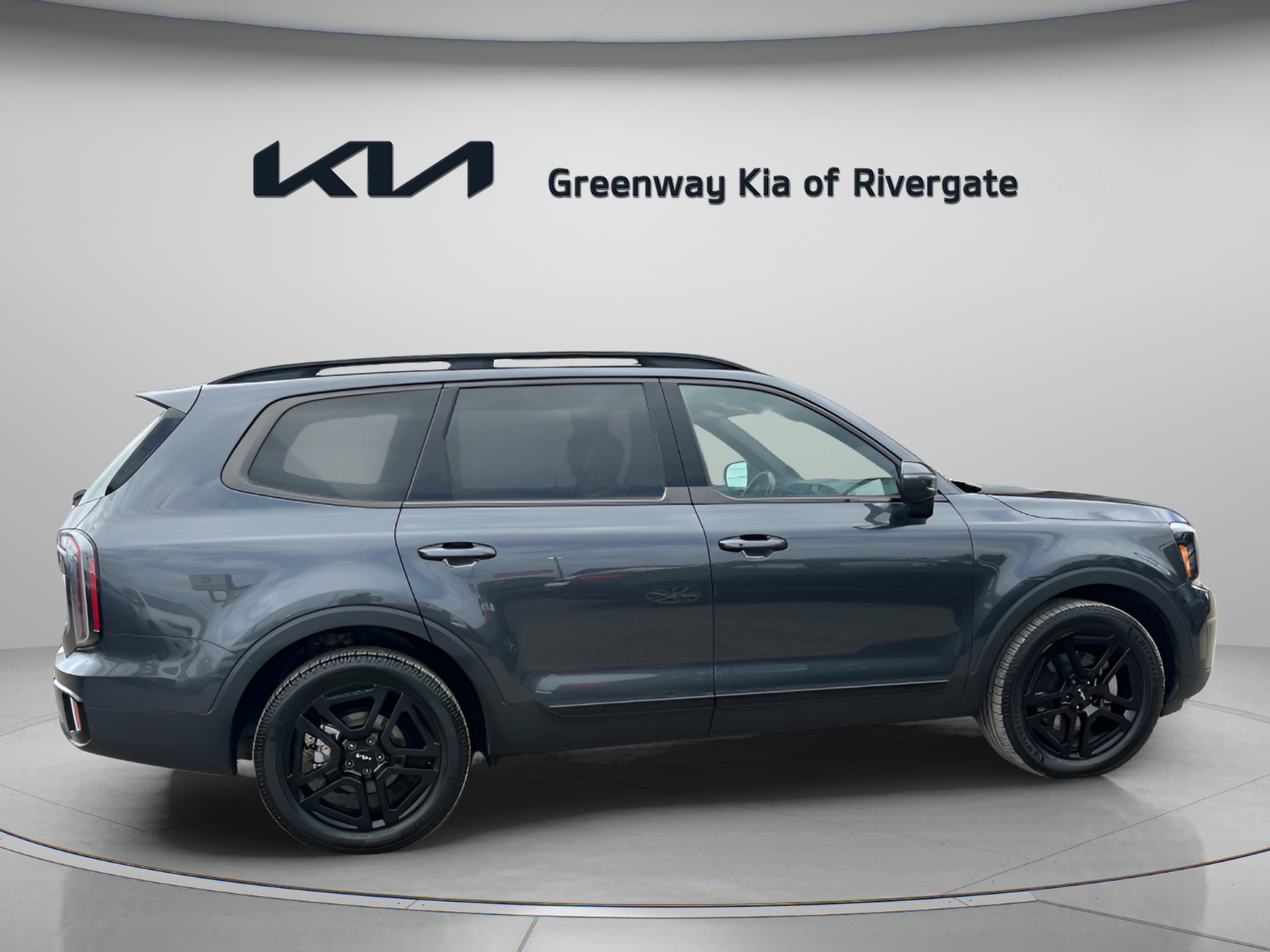 Used 2024 Gravity Gray Kia EX X-Line image 8