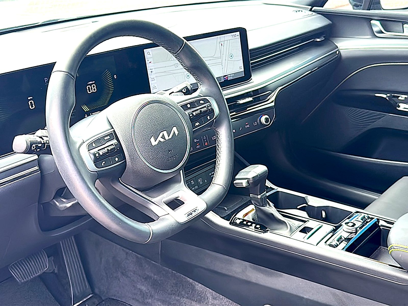 Used 2025 Wolf Gray Kia GT image 12