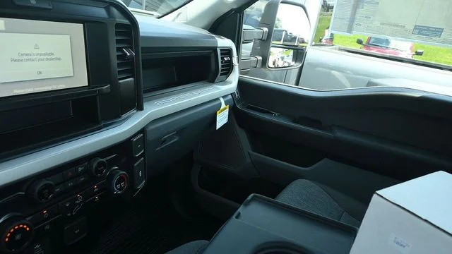 New 2026 Oxford White Ford F-450® XL image 19