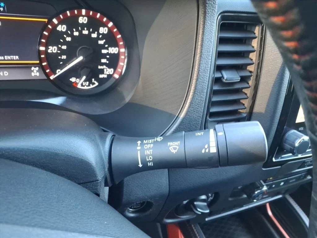 2023 Nissan Frontier PRO-4X - Photo 25