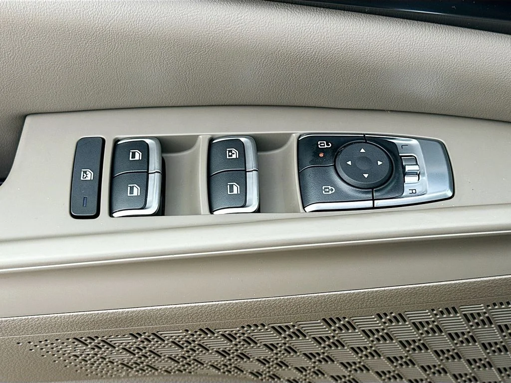 New 2026 Deep Chroma Blue Kia LXS image 16