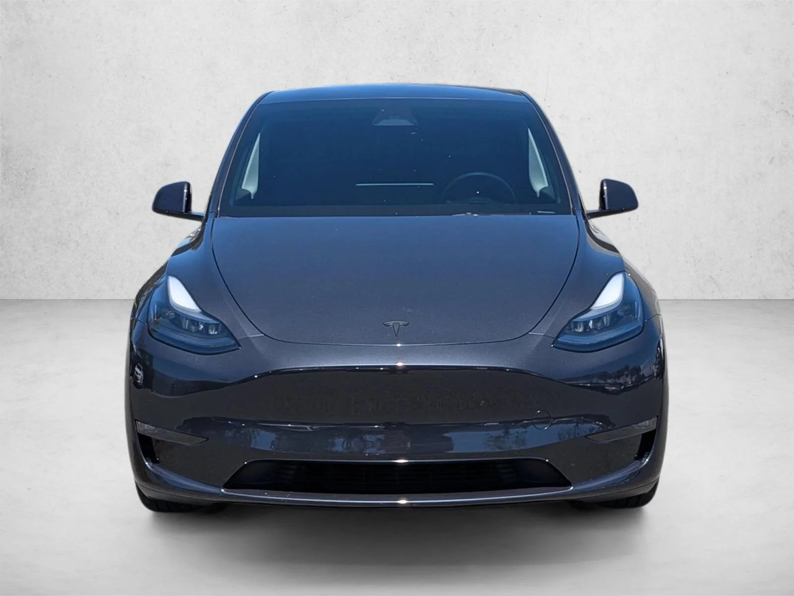 Used 2024 Stealth Grey Tesla Long Range image 2