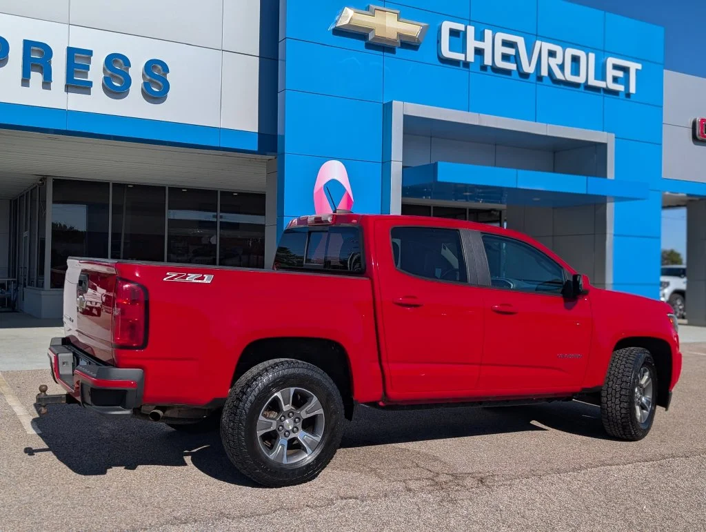 Used 2020 Red Chevrolet Z71 image 3
