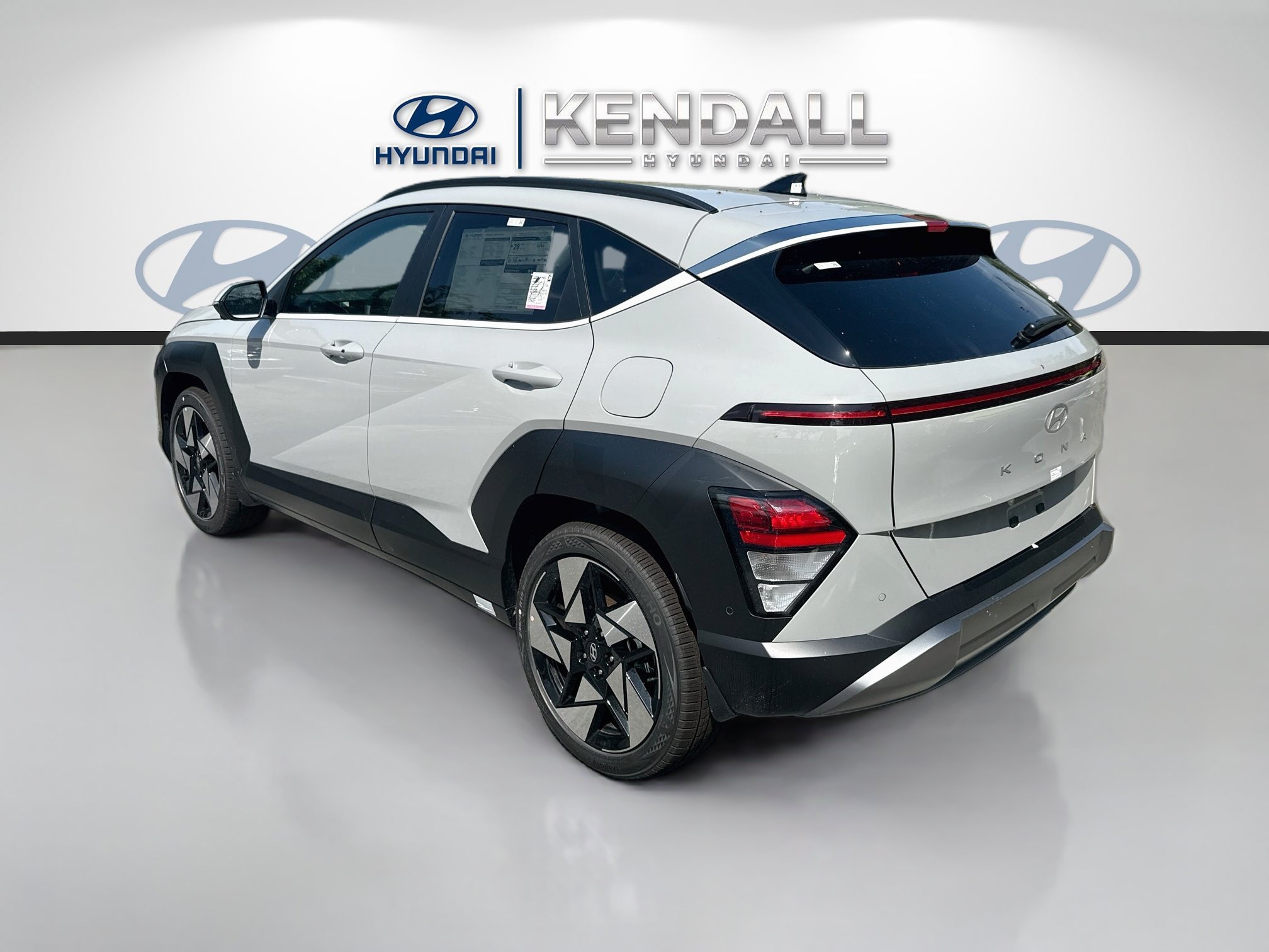 New 2026 Cyber Gray Metallic Hyundai Limited FWD image 29