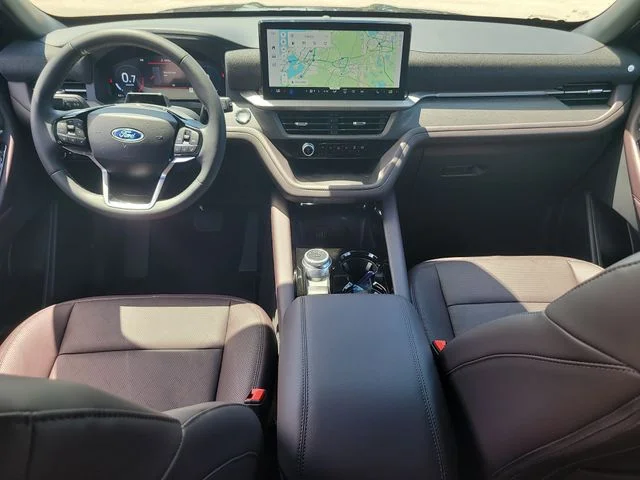 New 2026 Black Metallic Ford Platinum image 16