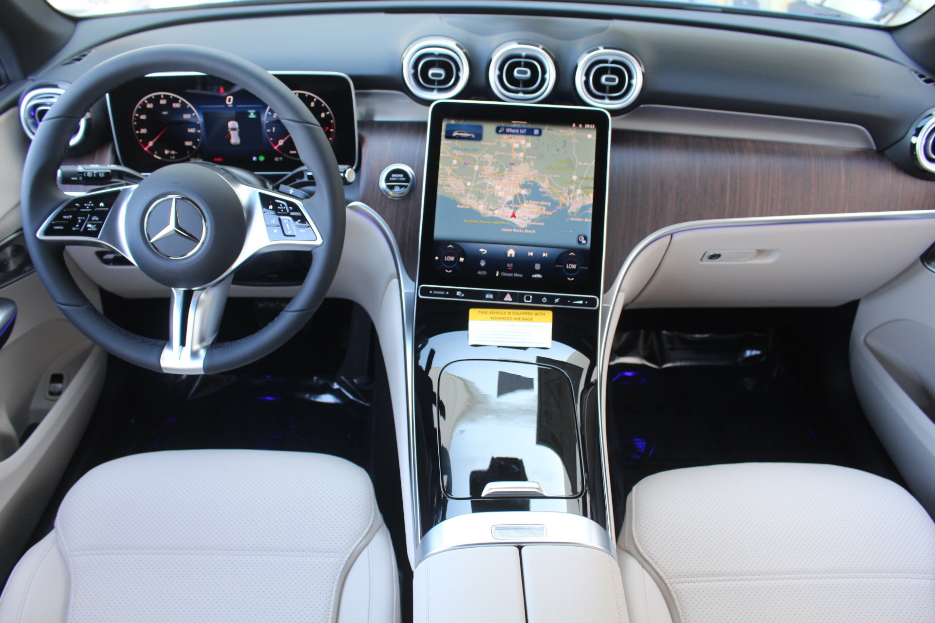 New 2026 Starling Blue Metallic Mercedes-Benz GLC 300 image 18