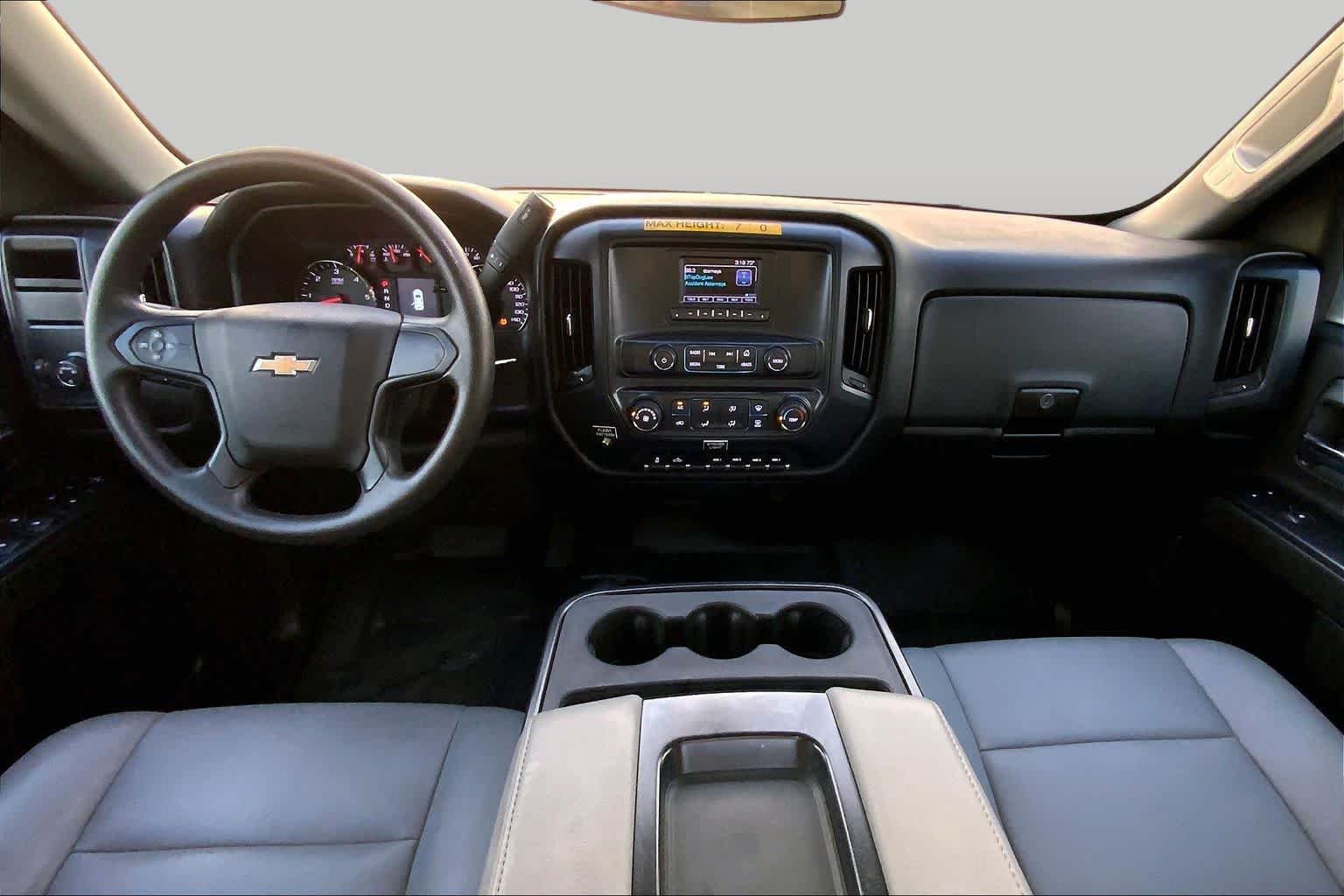 Used 2017 Summit White Chevrolet Work Truck image 14