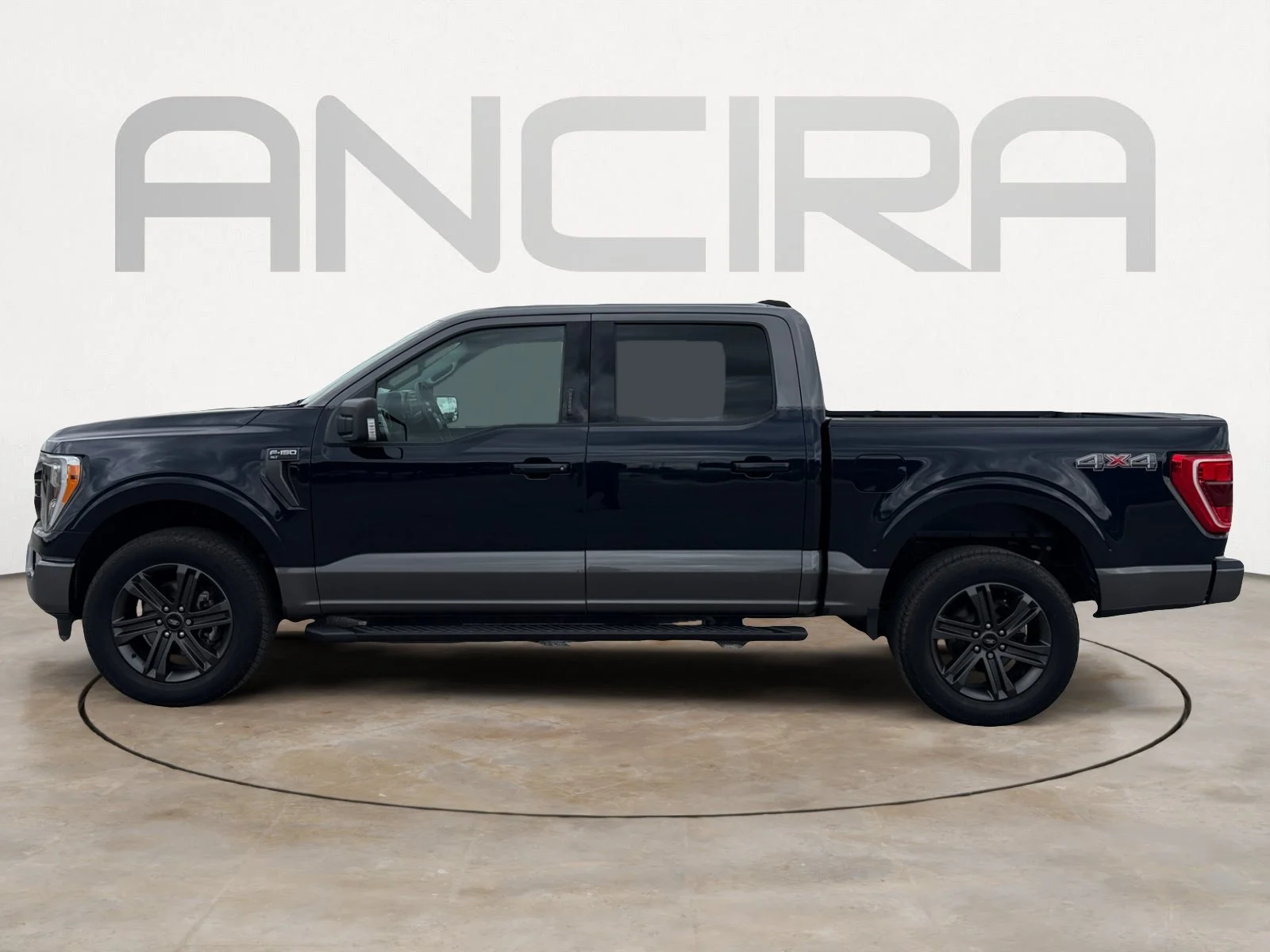 Used 2023 Blue Ford XLT image 7