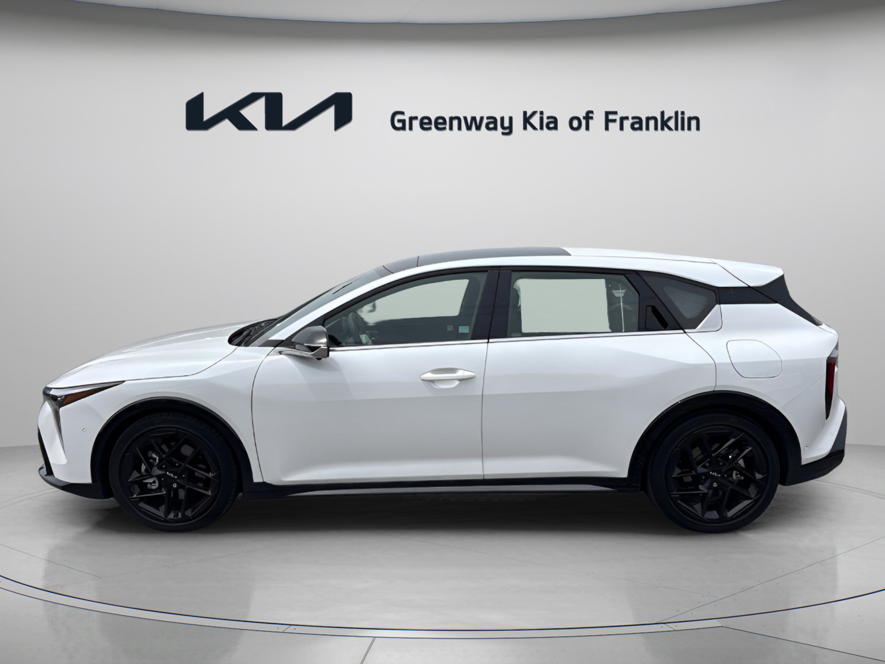 New 2026 Snow White Pearl Kia GT-Line Turbo image 4