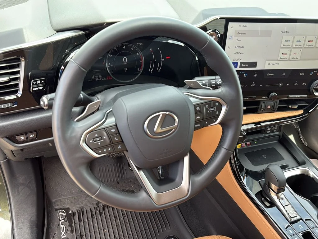 Used 2023 Green Lexus 350 Premium image 13