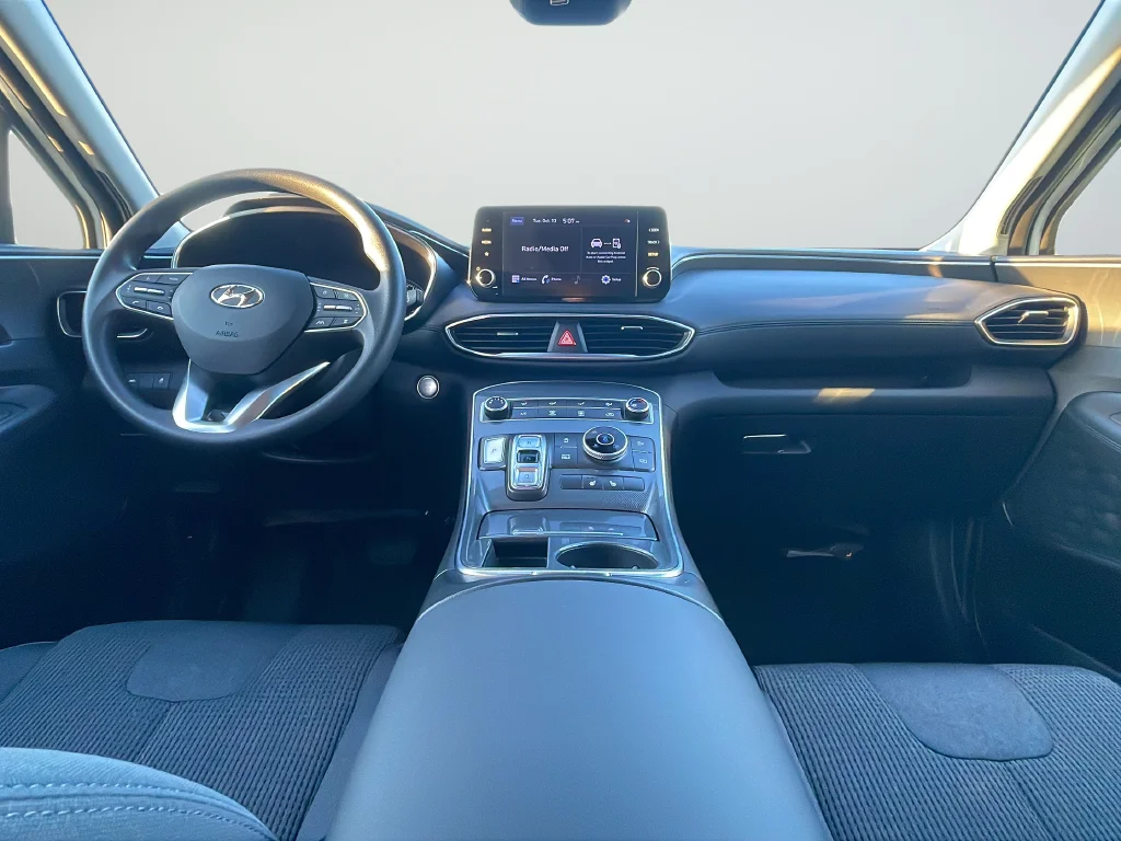 Used 2022 Gray Hyundai SEL image 10