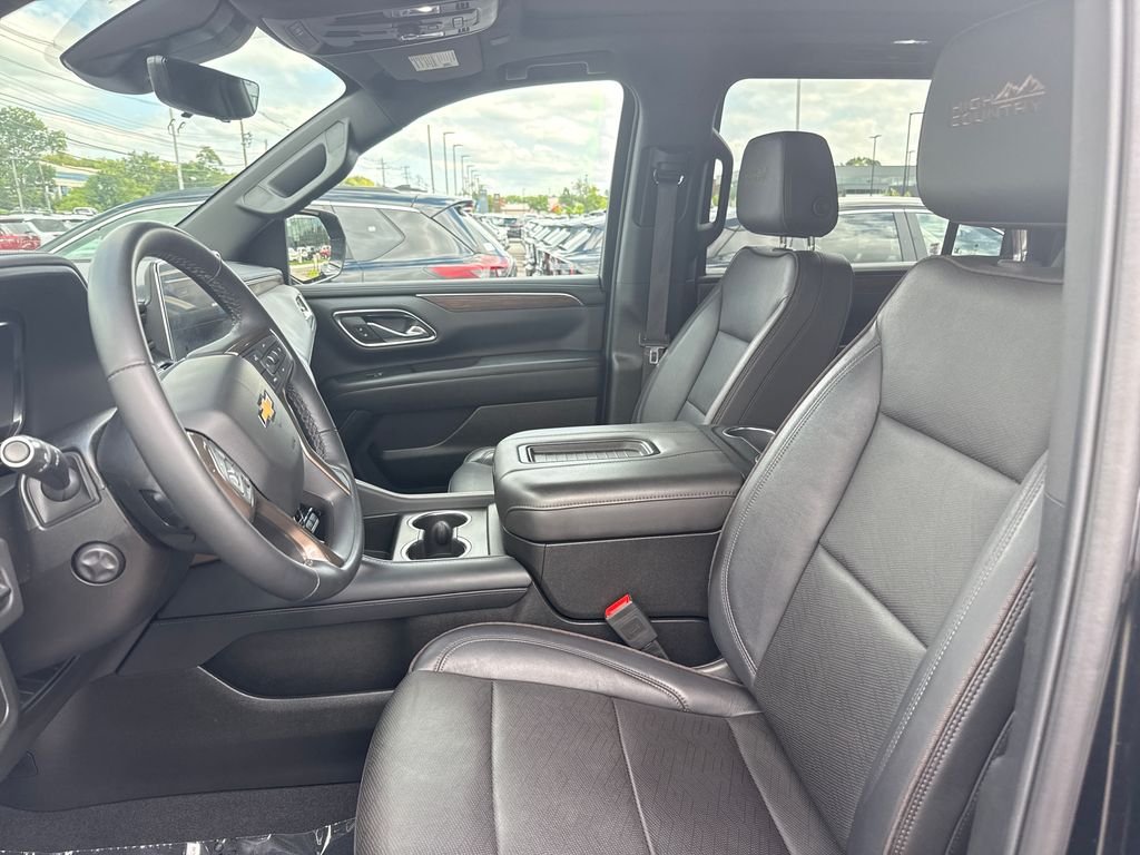 Used 2024 Black Chevrolet High Country image 13
