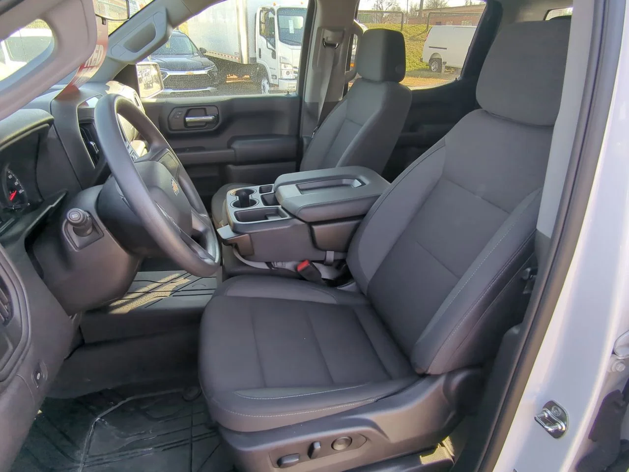 Used 2025 Summit White Chevrolet Custom image 20