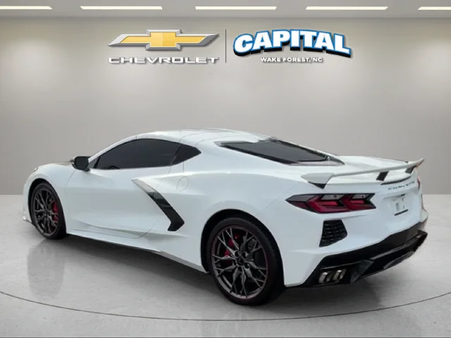 Used 2025 Arctic White Chevrolet 2LT image 5