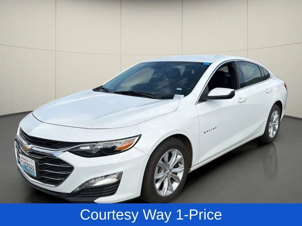 Used 2024 White Chevrolet LT image 4