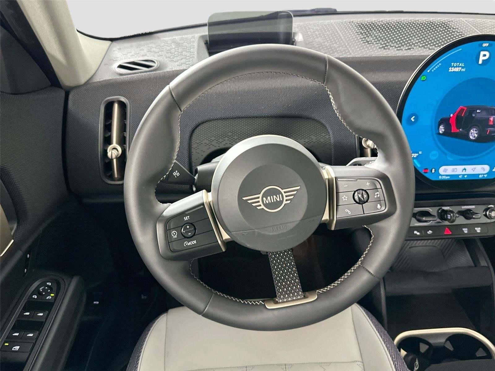 2025 MINI Countryman SE - Photo 19