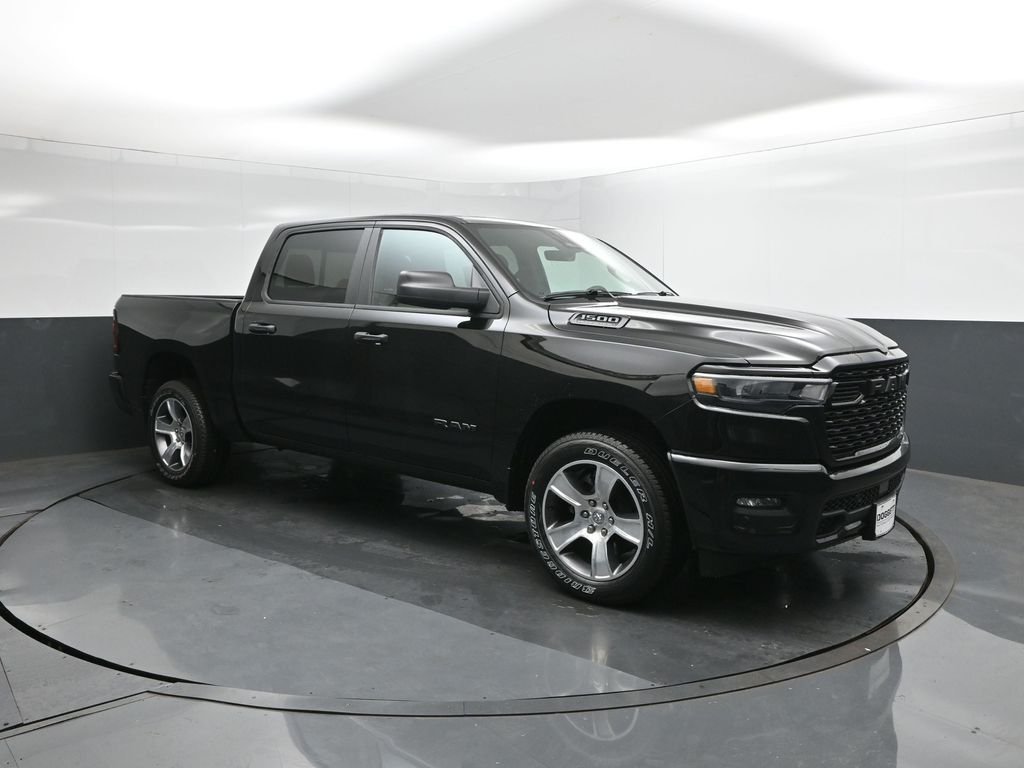 New 2026 Diamond Black Crystal Pearlcoat RAM Express image 24