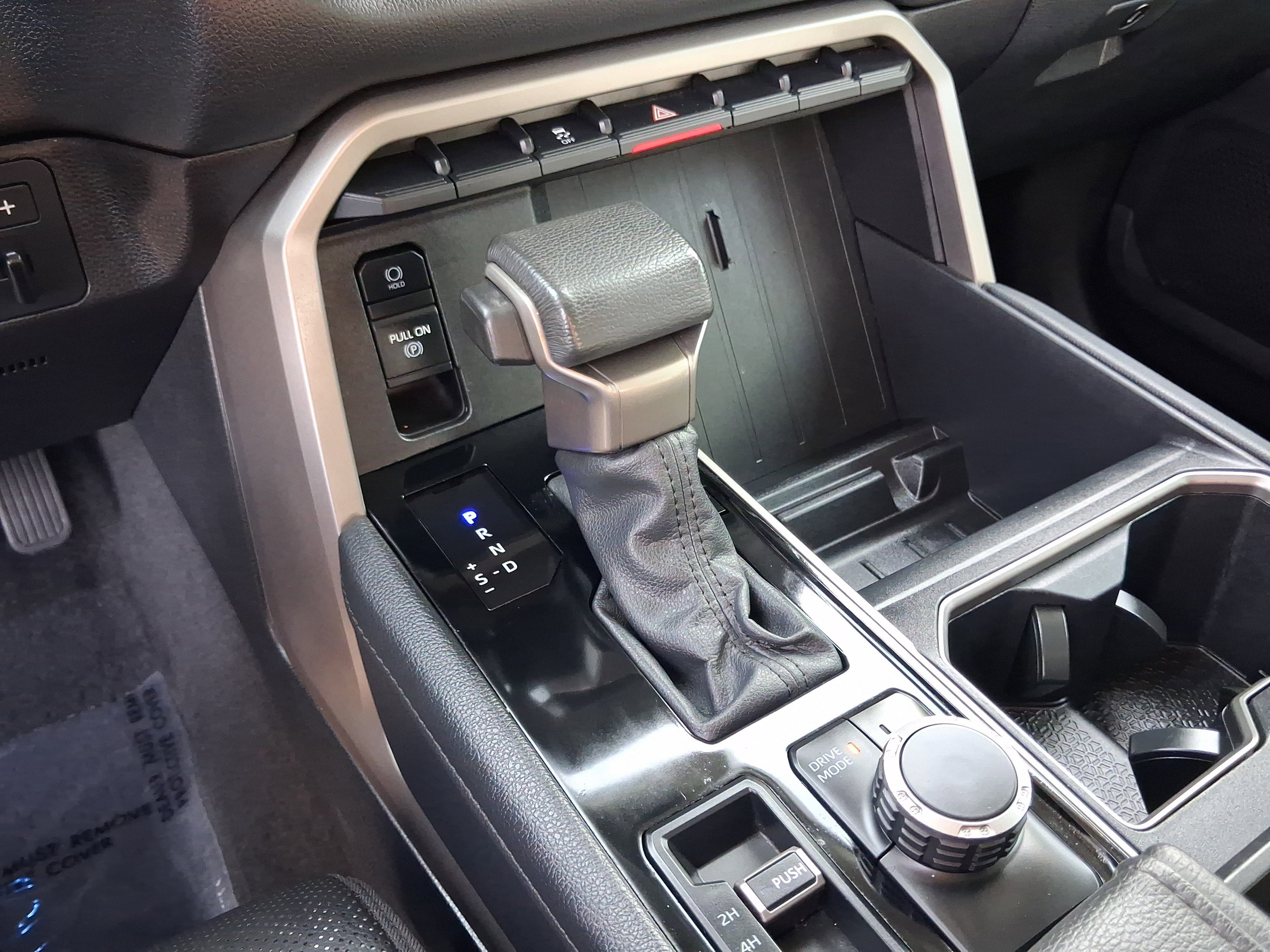 Used 2024  Toyota Limited image 23