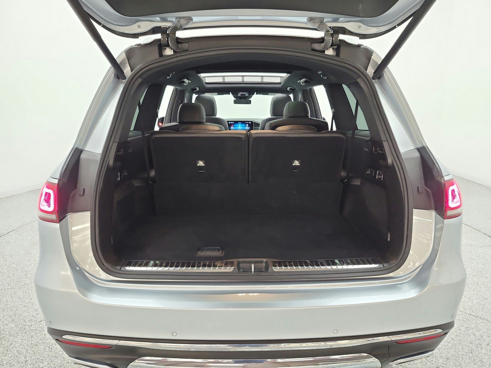Certified Used 2022 Cirrus Silver Metallic Mercedes-Benz GLS 450 4MATIC® SUV image 18